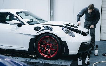 Porsche service in Portland and Bend Oregon.