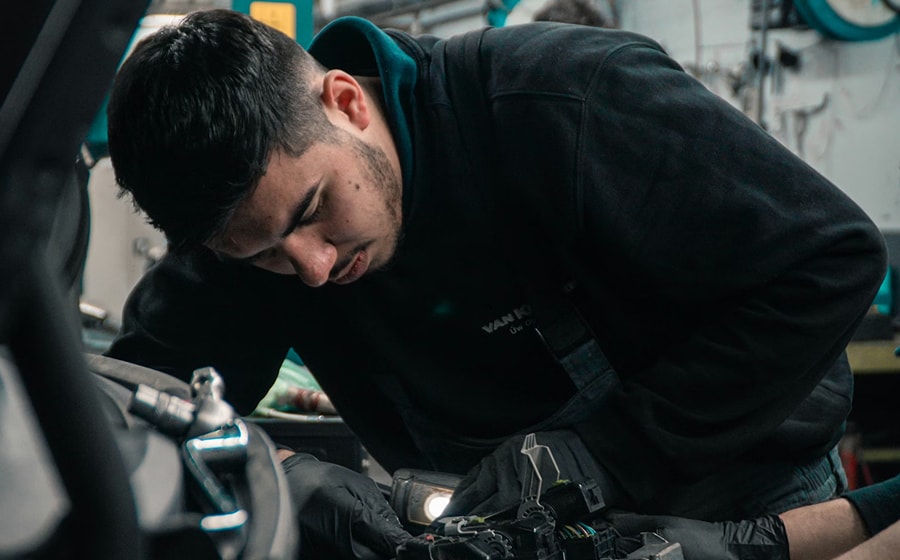 BMW repair in Portland and Bend Oregon.